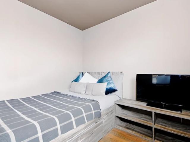 Studio for rent in City Centre, Scotland