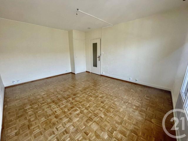 Studio location à Quartier Saint-Maurice, Vienne