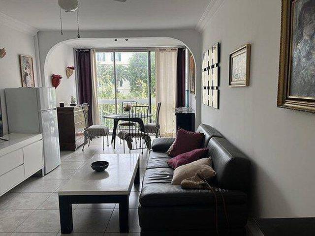 Studio location à Pont Dulys, Antibes