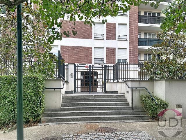 Appartement vente à Corbeil-Essonnes, Essonne