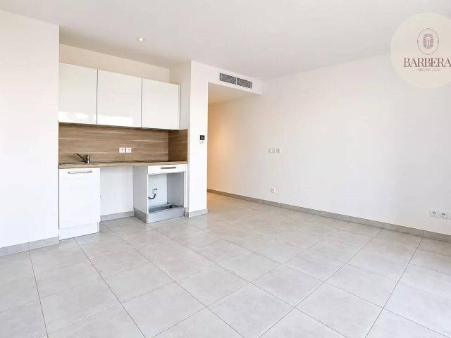 Studio location à Villeneuve-Loubet, Alpes-Maritimes