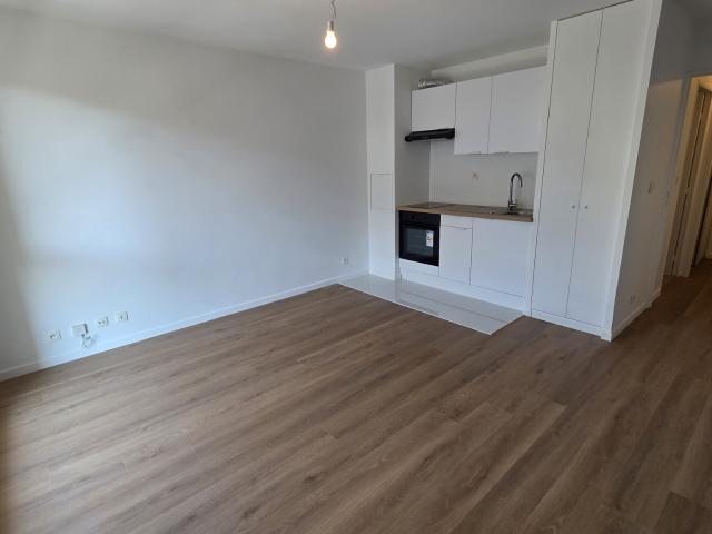 Studio location à Nanterre, Rueil-malmaison