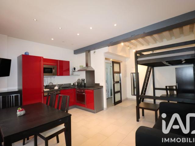 Appartement vente à Parking Place du Martroi, Orléans