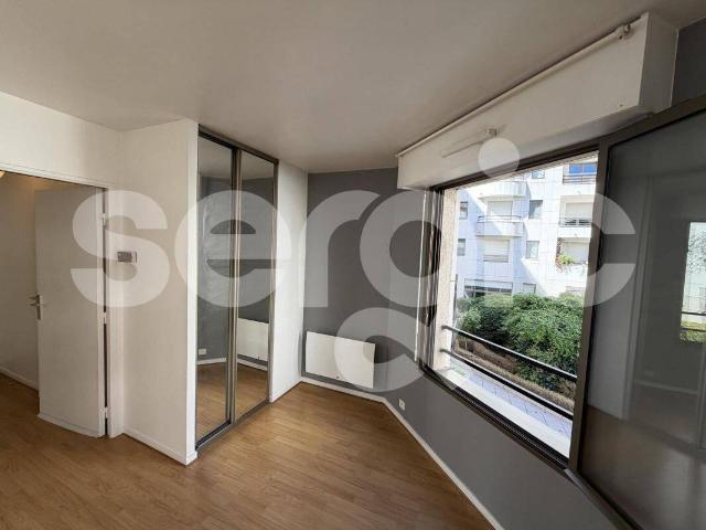 Studio location à Paris 5e Arrondissement, Paris