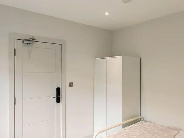 Studio for rent in Ocean Estate, Stepney