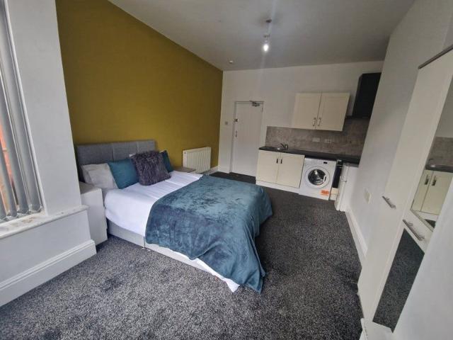 Room for rent in Higher Broughton, Salford
