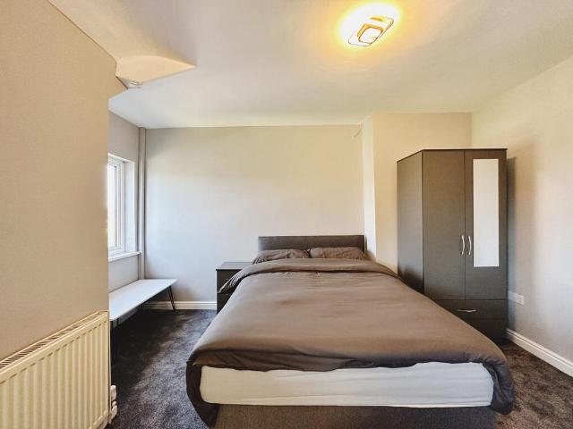 Apartment for rent in Fox Hollies, West Midlands