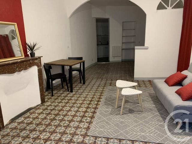 Studio location à Mourèze, Hérault