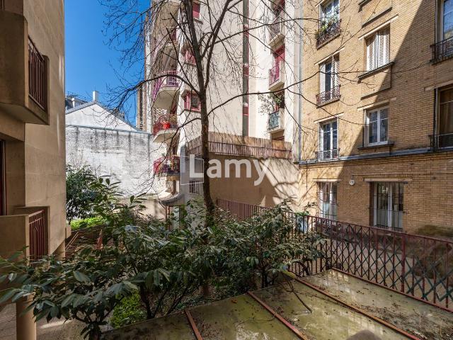 Studio vente à Paris, Île-de-France