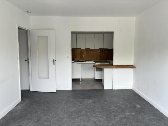 Studio location à Bobigny, Vaux-montreuil