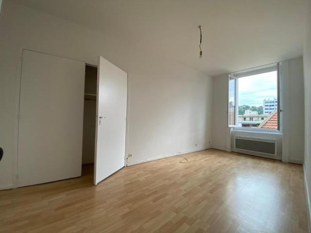 Appartement location à Saint-Étienne, Saint-etienne