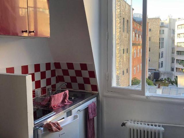 Studio location à Paris 8e Arrondissement, Paris