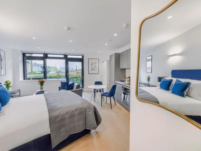 Studio for rent in London Borough of Hounslow, Spring Grove