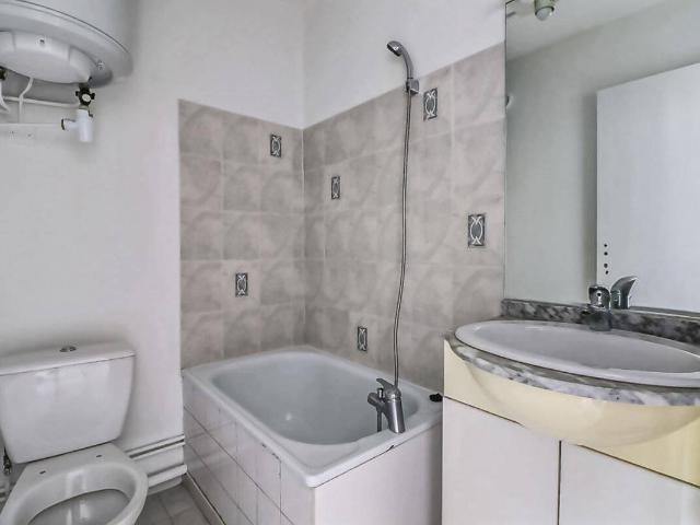 Studio location à Costières Sud Family Village, Nîmes