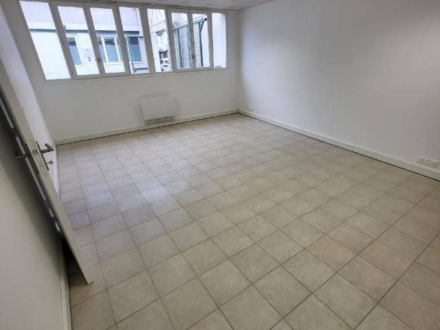 Studio location à L'Union, Sartrouville