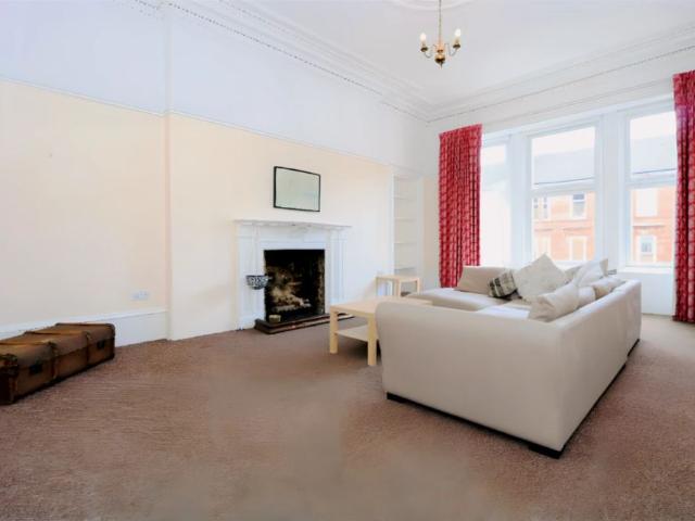 Studio for rent in Hillhead, Scotland