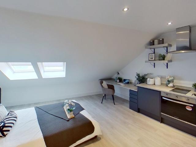 Studio for rent in Haddon, East Midlands