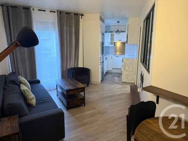 Studio location à Centre-Ville, Pontoise