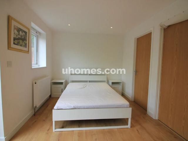 Studio for rent in Hollingdean, Brighton & Hove