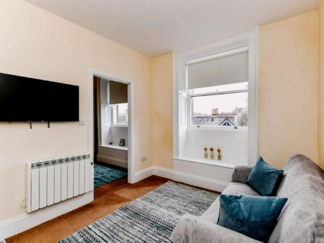 Studio for rent in Castle and Priory Precinct, Bare