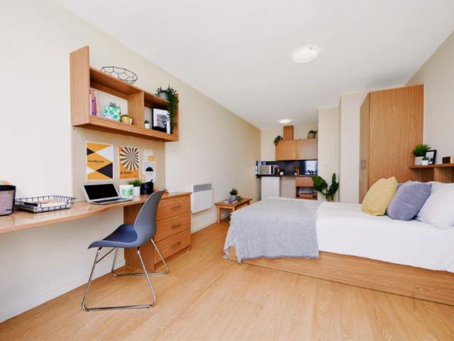 Studio for rent in Key Street, Suffolk