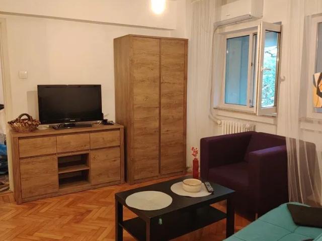 Apartament închirieri în Teatrului, București