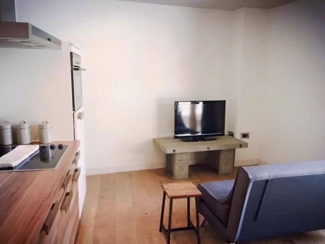 Studio for rent in Castlegate, Burngreave