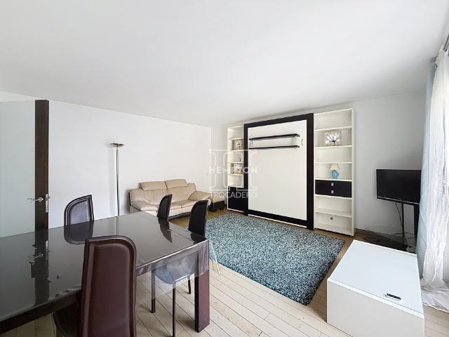 Studio location à Nanterre, Neuilly-sur-seine