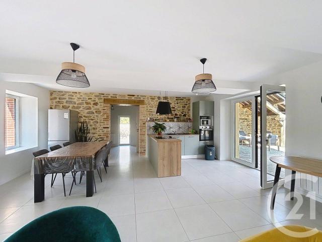 Studio location à Les Courtrais, Martigné-Ferchaud
