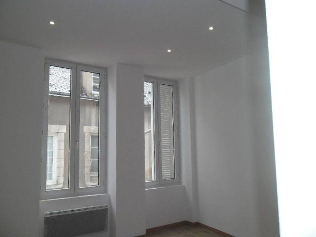 Studio location à rue de la République, Orléans