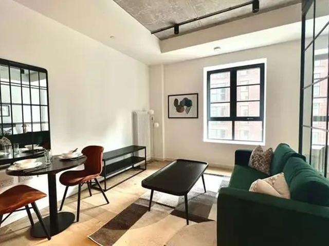 Studio for rent in Goodluck Hope, Greater London