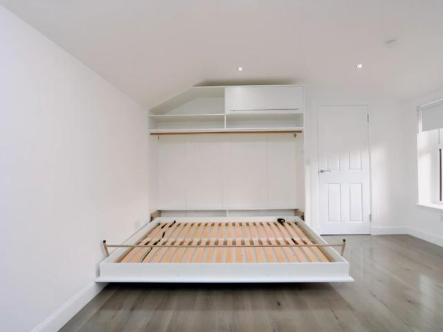 Studio for rent in Hillhead, Scotland
