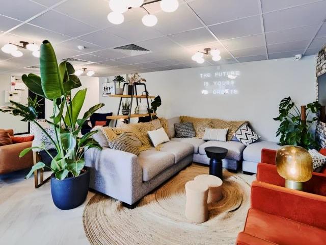 Studio for rent in Islington, Calderstones