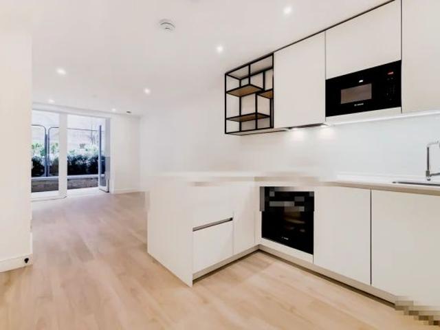 Studio for rent in Alperton, Greater London