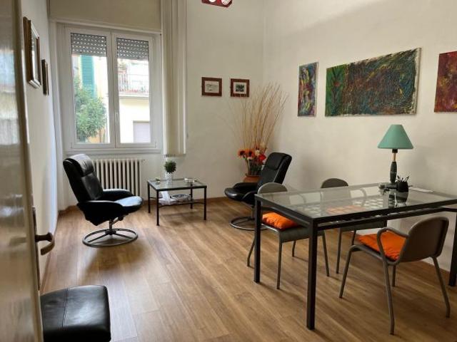 Ufficio in affitto a Quartiere 5, Firenze