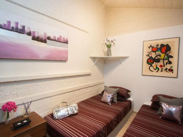 Granny Flat for rent in Camerons Creek, Victoria