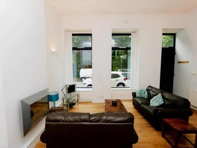 Studio for rent in Hillhead, Scotland