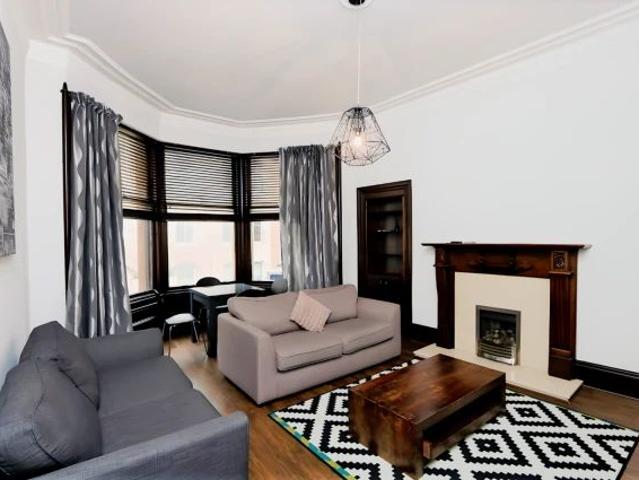 Studio for rent in Hillhead, Scotland