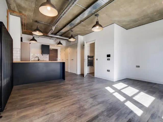 Studio for rent in Greater London