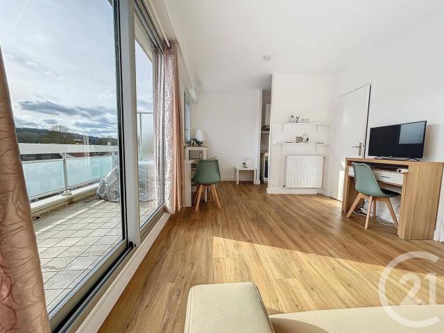 Studio location à Vauboyen, Bièvres