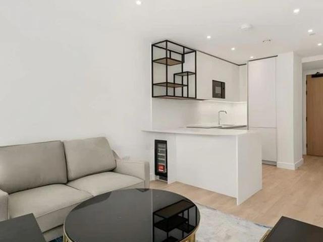 Studio for rent in Alperton, Greater London