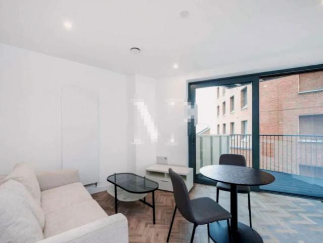 Studio for rent in Bromley-by-Bow, Greater London