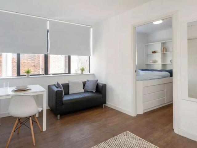 Studio for rent in City Centre, Feckenham