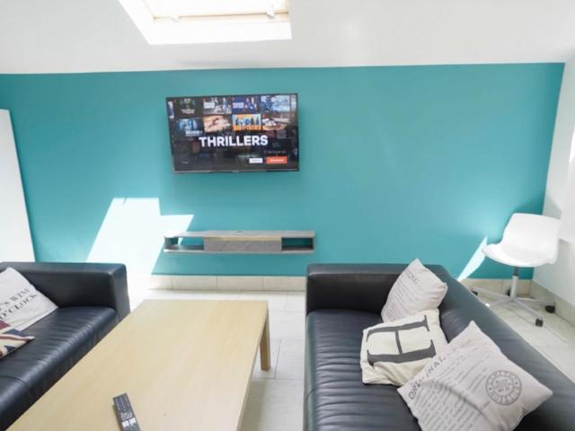 Studio for rent in Rode, Somerset