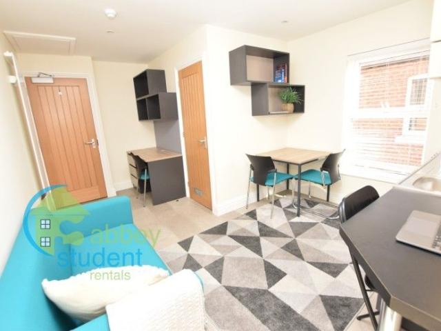 Studio for rent in Northgate Village, Chester