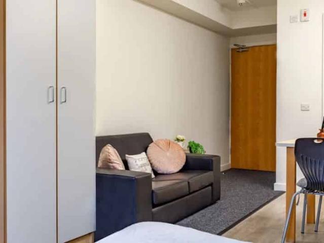 Studio for rent in Plungington, Higher Bartle