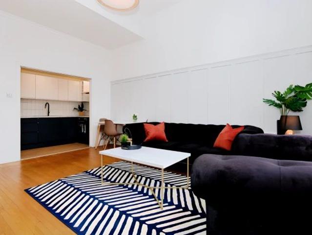 Studio for rent in Merchant City, Scotland