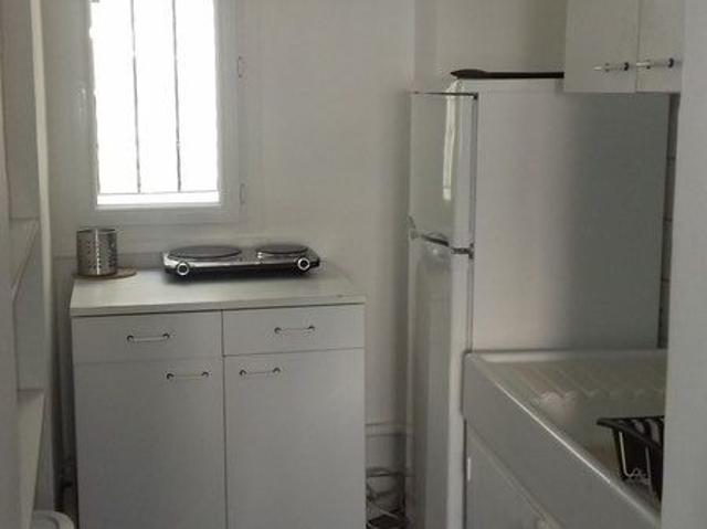 Studio location à Cuques, Aix-en-Provence