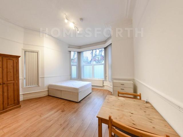 Studio for rent in Cat Hill, Isle Of Man