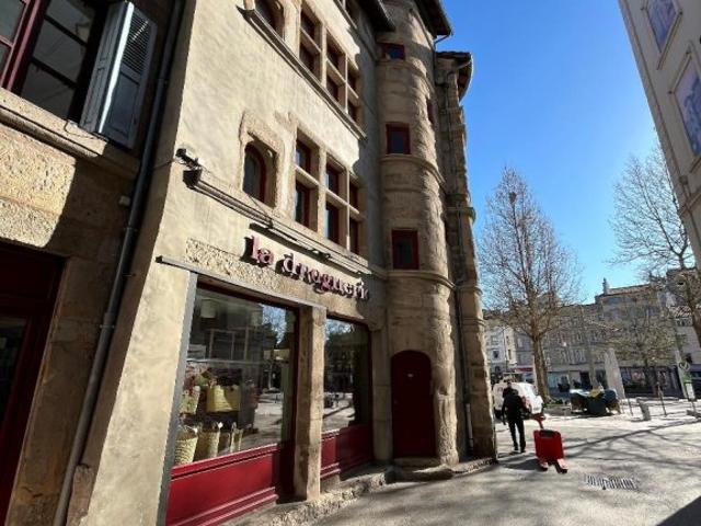 Appartement location à Saint-Étienne, Saint-etienne